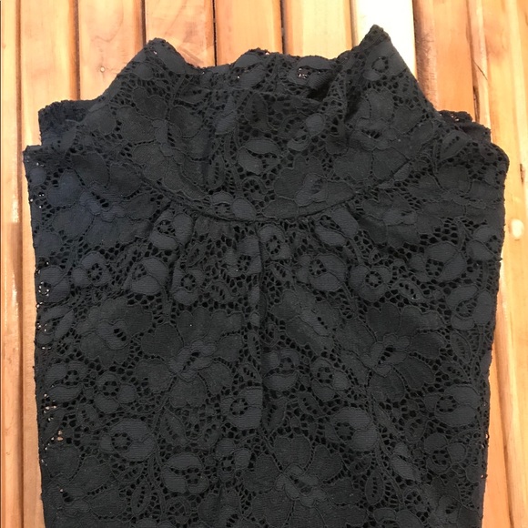 Express Tops - Express lace shell top
